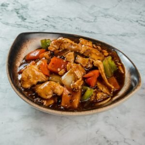 Pollo en Salsa de Frijol Negro